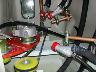 SS-0817型多工位液体喷砂机机舱内部